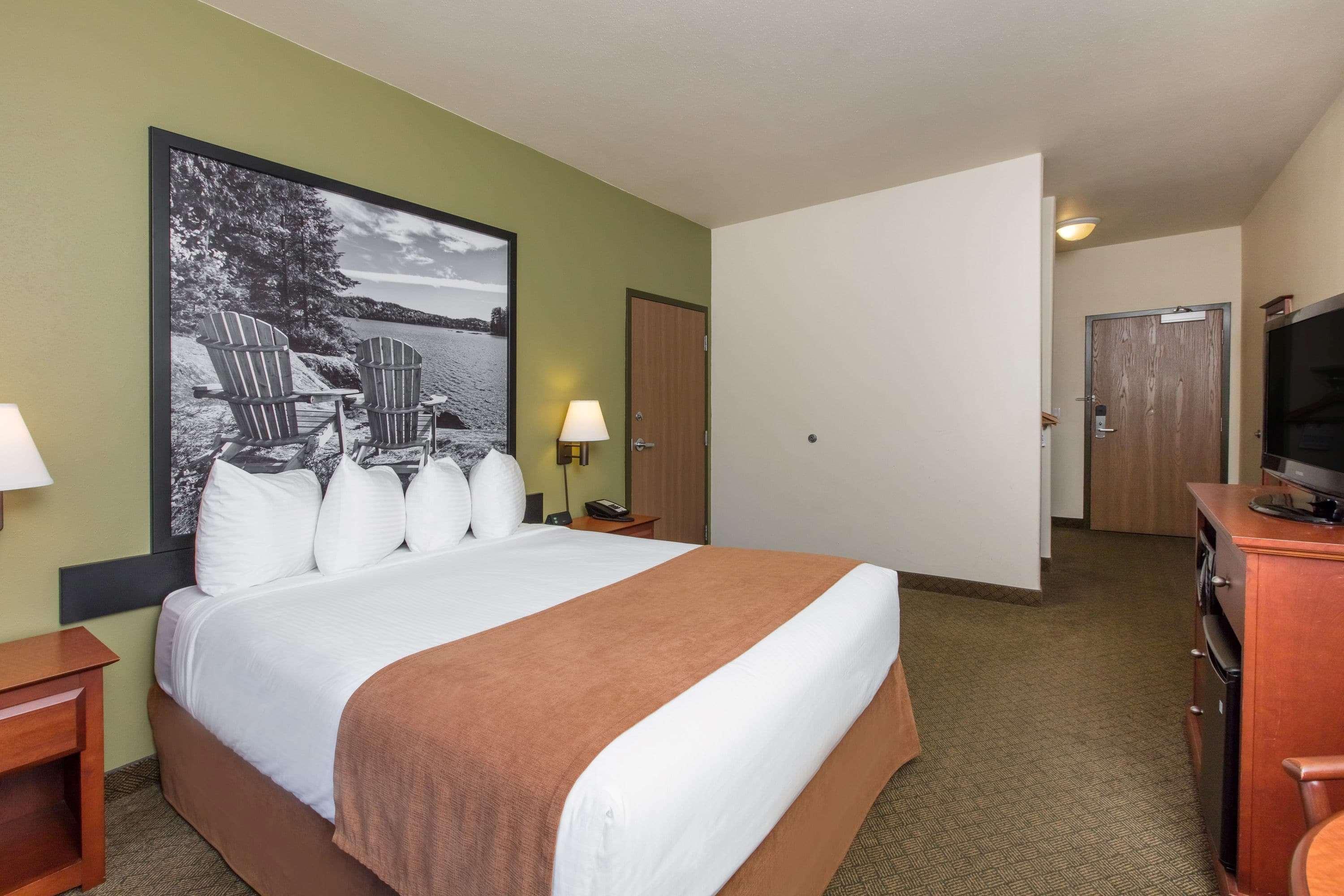 Super 8 By Wyndham Amherst Ns Exterior photo