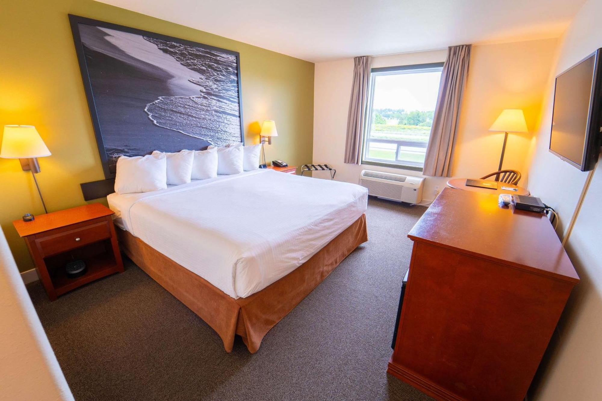 Super 8 By Wyndham Amherst Ns Exterior photo