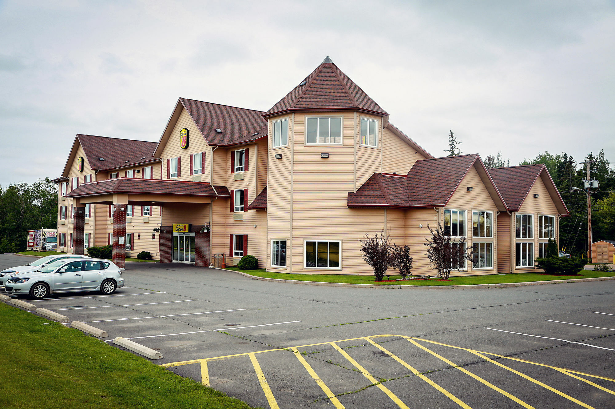 Super 8 By Wyndham Amherst Ns Exterior photo